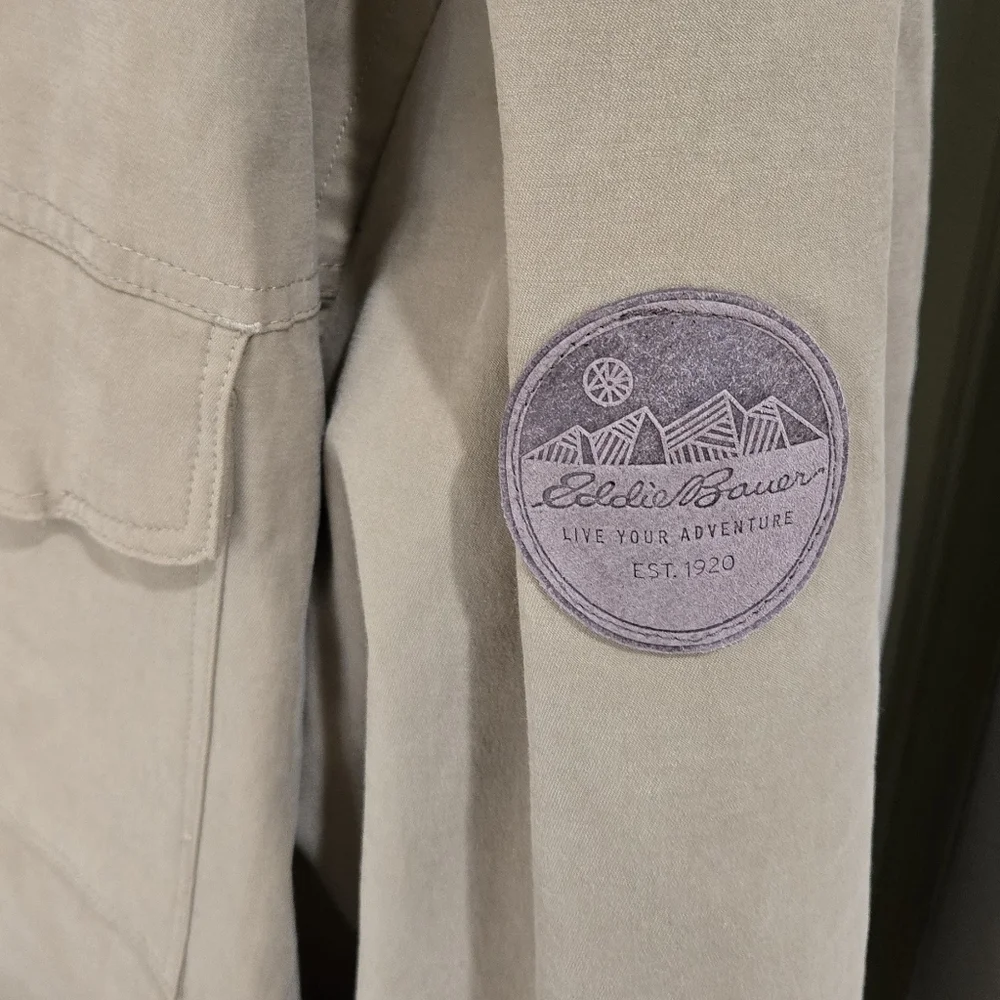 Eddie Bauer fleece lined Voyager shirt jacket khaki